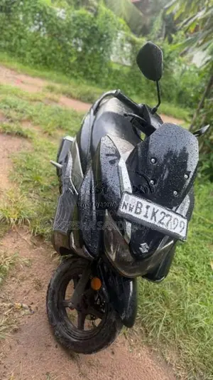 Suzuki BURGMAN 2019 Motorbike (Used)