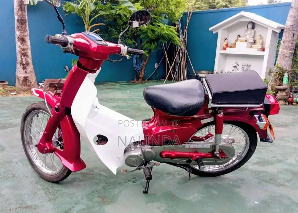 Loncin Super Cub 2010 Motorbike (Used)