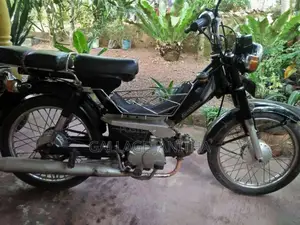 Loncin Loncin 2012 Motorbike Unregistered (Recondition)