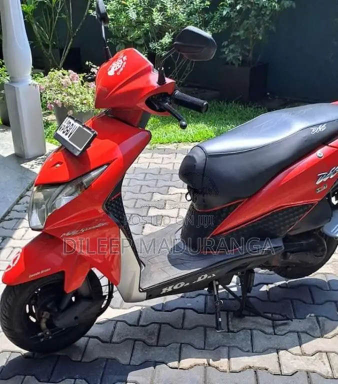 Honda Dio 2015 Motorbike (Used)