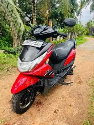 Yamaha Ray ZR 2015 Motorbike (Used)
