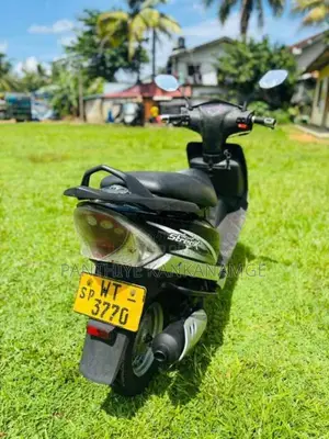 TVS Scooty Streak 2017 Motorbike (Used)