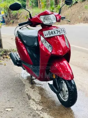 Honda Activa 2013 Motorbike (Used)
