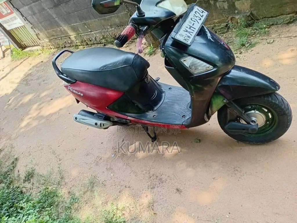 Hero Pleasure 2011 Motorbike (Used)