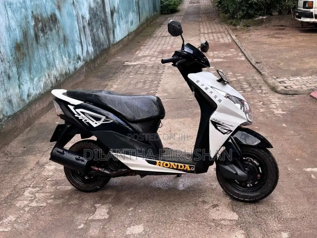 Honda Dio 2015 Motorbike (Used)