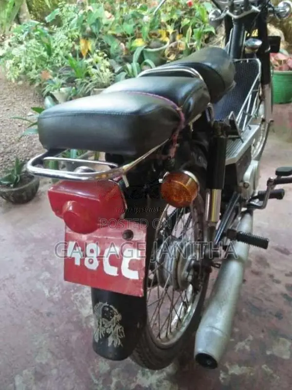 Loncin Loncin 2012 Motorbike Unregistered (Recondition)