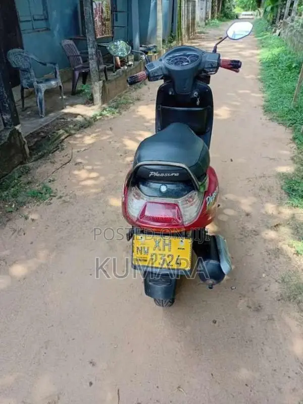 Hero Pleasure 2011 Motorbike (Used)