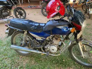 Bajaj Boxer 2002 Motorbike (Used)