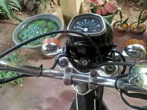 Loncin Loncin 2012 Motorbike Unregistered (Recondition)