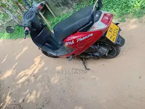 Hero Pleasure 2011 Motorbike (Used)