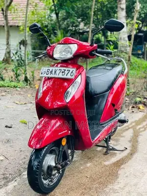 Honda Activa 2013 Motorbike (Used)