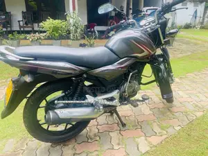 Bajaj DISCOVER 125 2015 Motorbike (Used)
