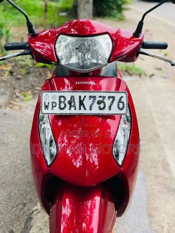 Honda Activa 2013 Motorbike (Used)