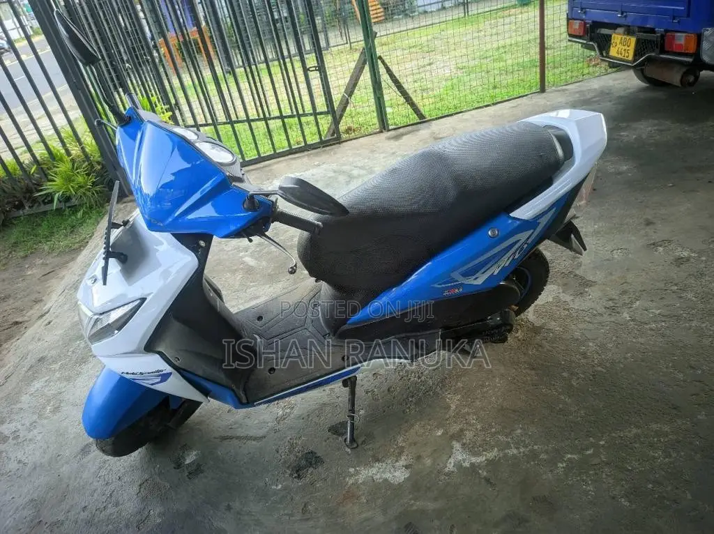 Honda DIO 2016 Motorbike (Used)
