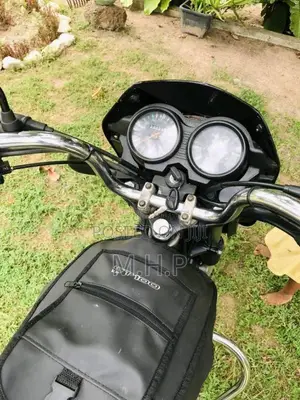 Bajaj CT-100 2015 Motorbike (Used)