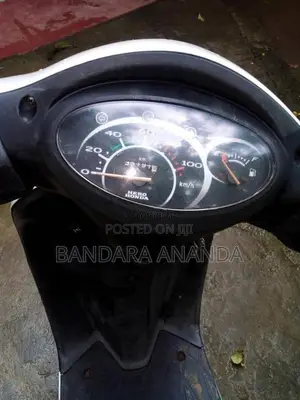 Hero Pleasure 2012 Motorbike (Used)