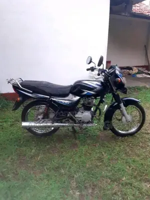 Bajaj CT-100 2015 Motorbike (Used)