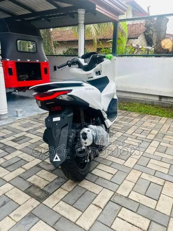 Honda Pcx 2025 Motorbike Brand New