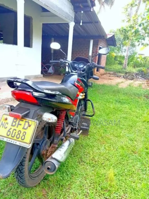 Mahindra Centuro 2016 Motorbike (Used)