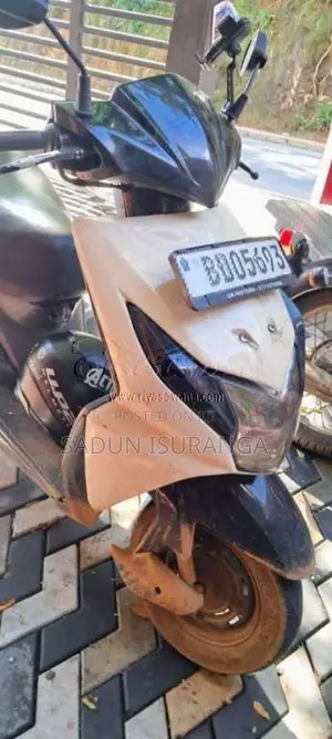Honda Dio 2016 motorcycle (Used)