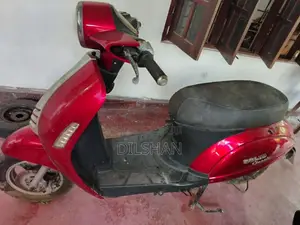Yadea Solid 2021 Motorbike (Used)