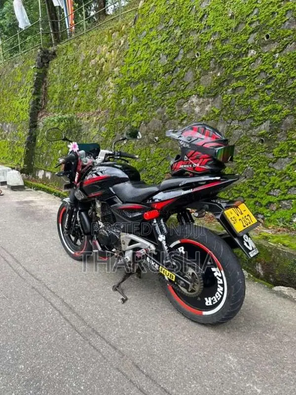 Bajaj Pulsar 180 2010 Motorbike (Used)