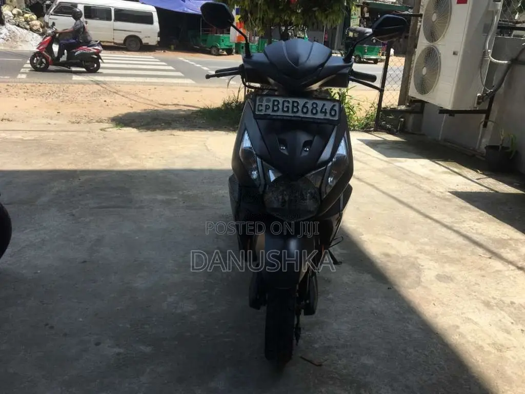 Honda Dio 2017 Motorbike (Used)