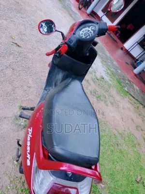 Hero Pleasure 2011 Motorbike (Used)