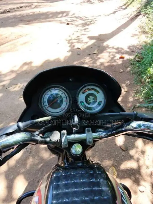 Bajaj Platina 2015 Motorbike (Used)