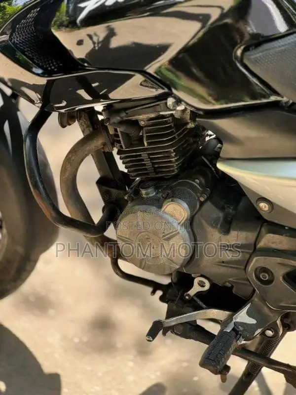 Bajaj Pulsar 135 LS 2011 Motorbike (Used)