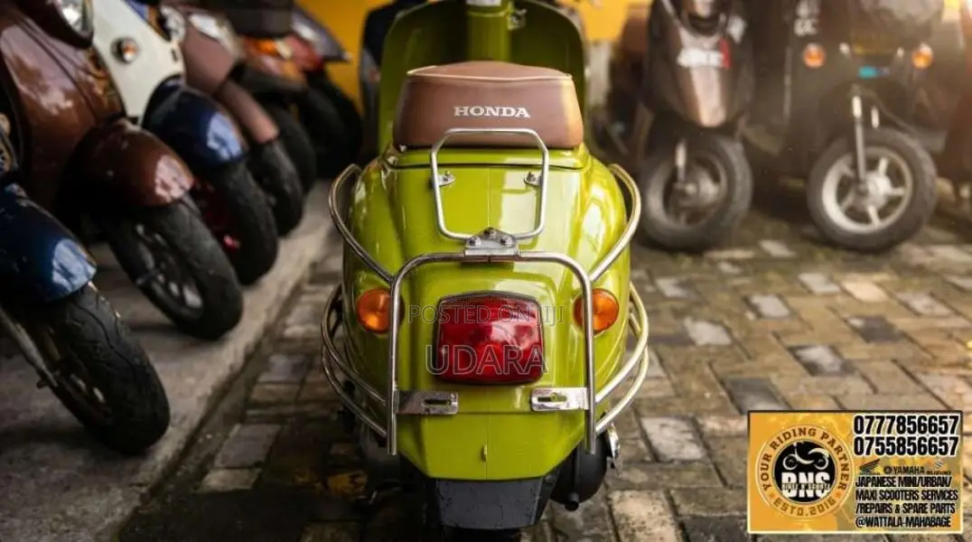 Honda Italian Classic Giorno Deluxe 2018 Motorbike Unregistered (Recon