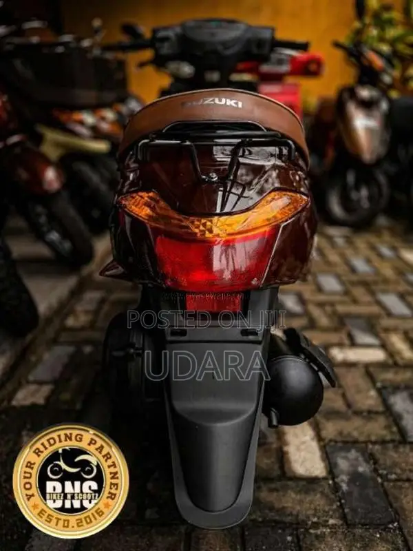 Suzuki Japan LETS 5 2023 Motorbike Unregistered (Recondition)