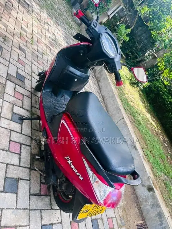 Hero Pleasure 2015 Motorbike (Used)