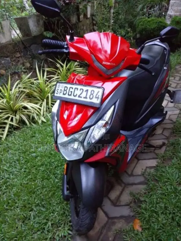 Honda Dio 2018 Motorbike (Used)
