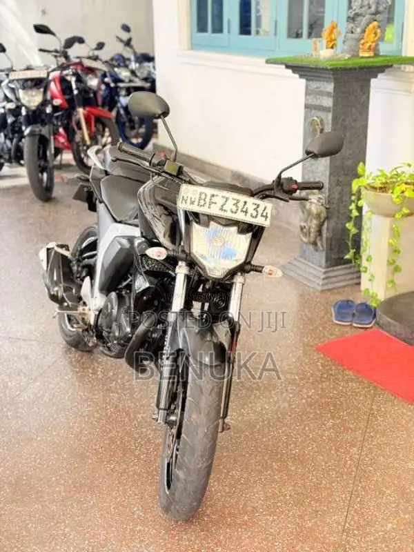Yamaha FZ 2017 Motorbike (Used)