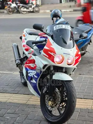 Honda CBR 2014 Motorbike (Used)