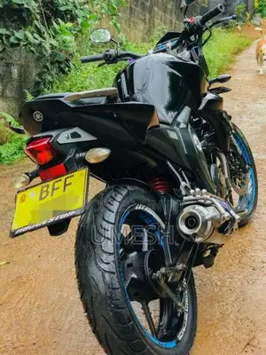 Yamaha FZ 2016 Motorbike (Used)