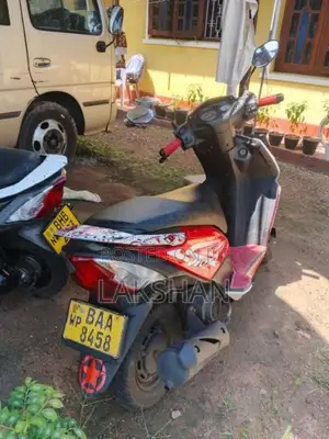 Honda Dio 2012 Motorbike (Used)
