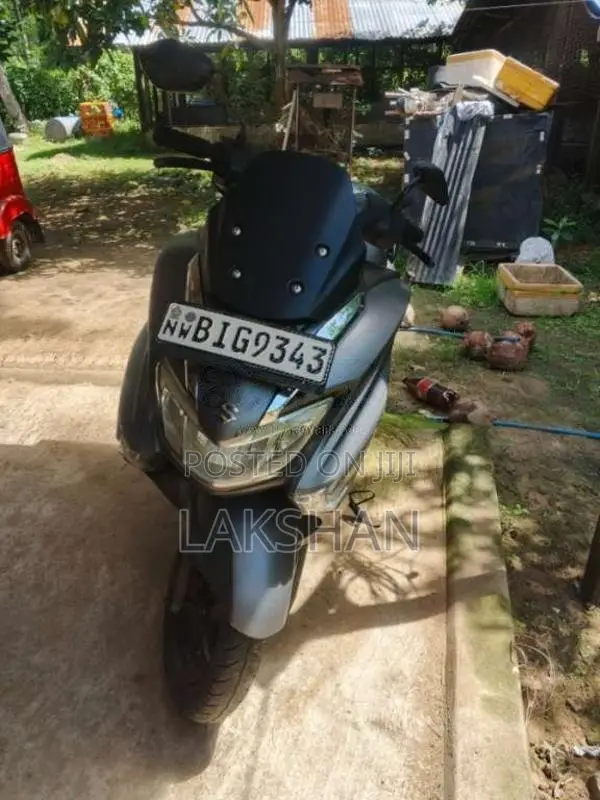 Suzuki BURGMAN 2019 Motorbike (Used)