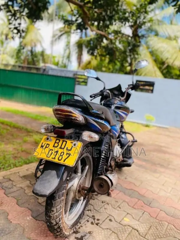 Bajaj Discover 125 2015 Motorbike (Used)