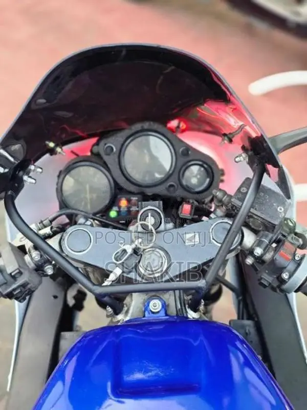 Honda CBR 2014 Motorbike (Used)