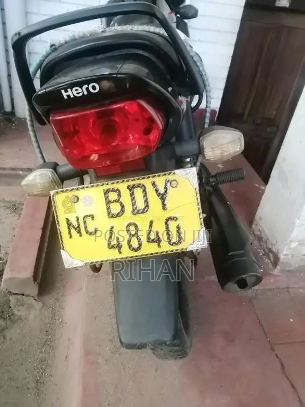 Hero HF Deluxe 2016 Motorbike (Used)