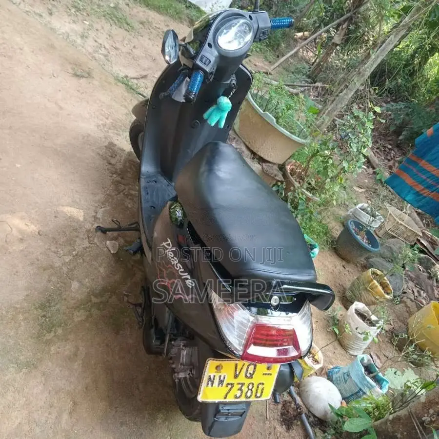 Hero Pleasure 2010 motorcycle (Used)