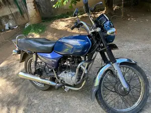 Bajaj Boxer 2005 Motorbike (Used)