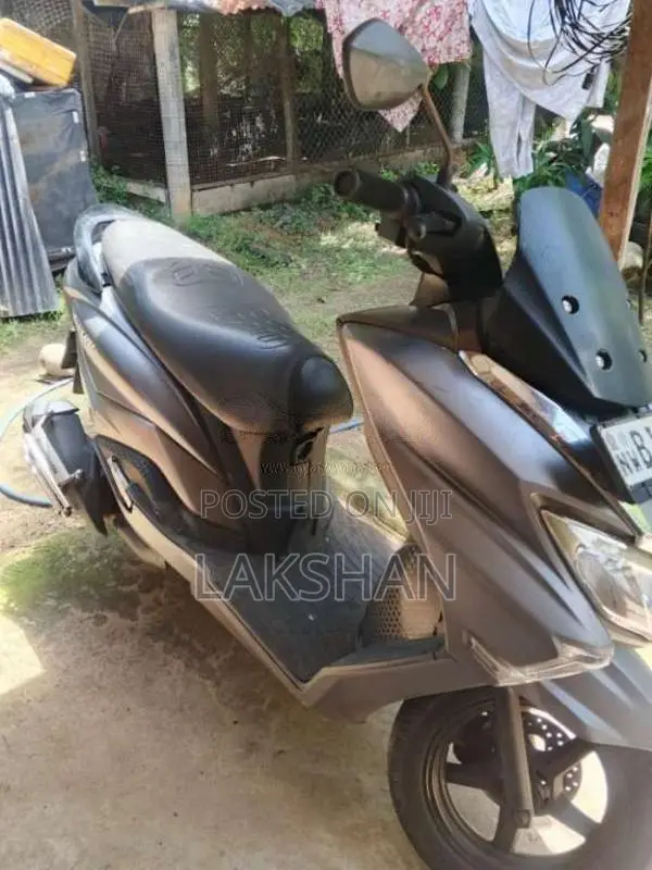 Suzuki BURGMAN 2019 Motorbike (Used)