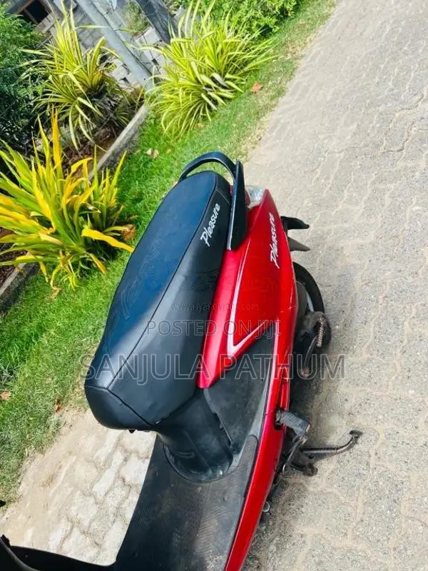 Hero Pleasure 2014 Motorbike (Used)