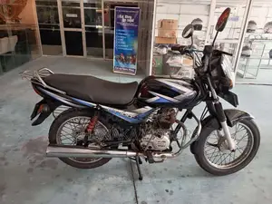 Bajaj CT-100 2015 Motorbike (Used)