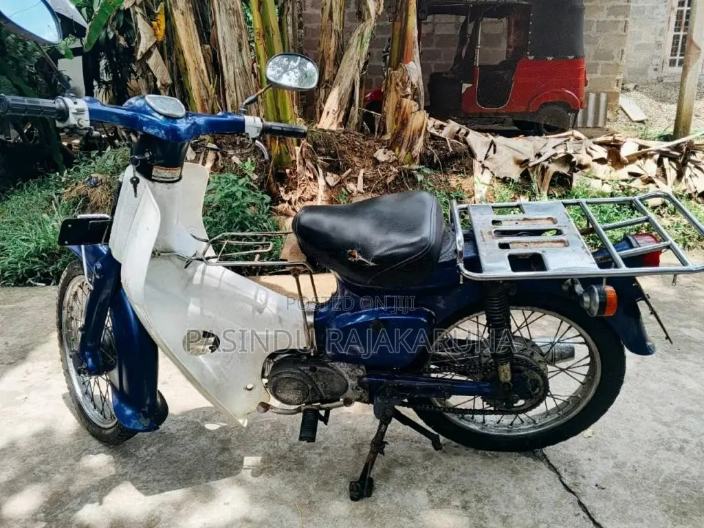 Honda Super Cub 1999 Motorbike (Used)