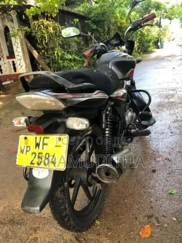 Bajaj Discover 2010 Motorbike (Used)