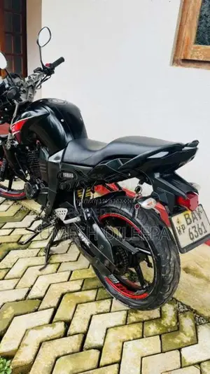 Yamaha FZ 2014 Motorbike (Used)